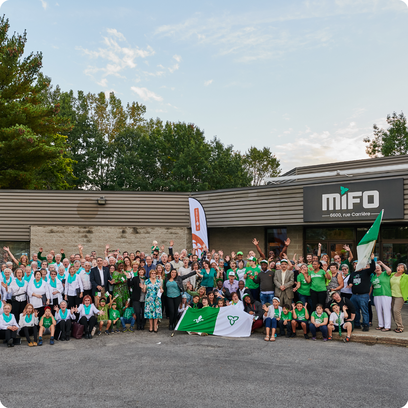 Participants du 4 à 6 Franco 2019 devant le MIFO