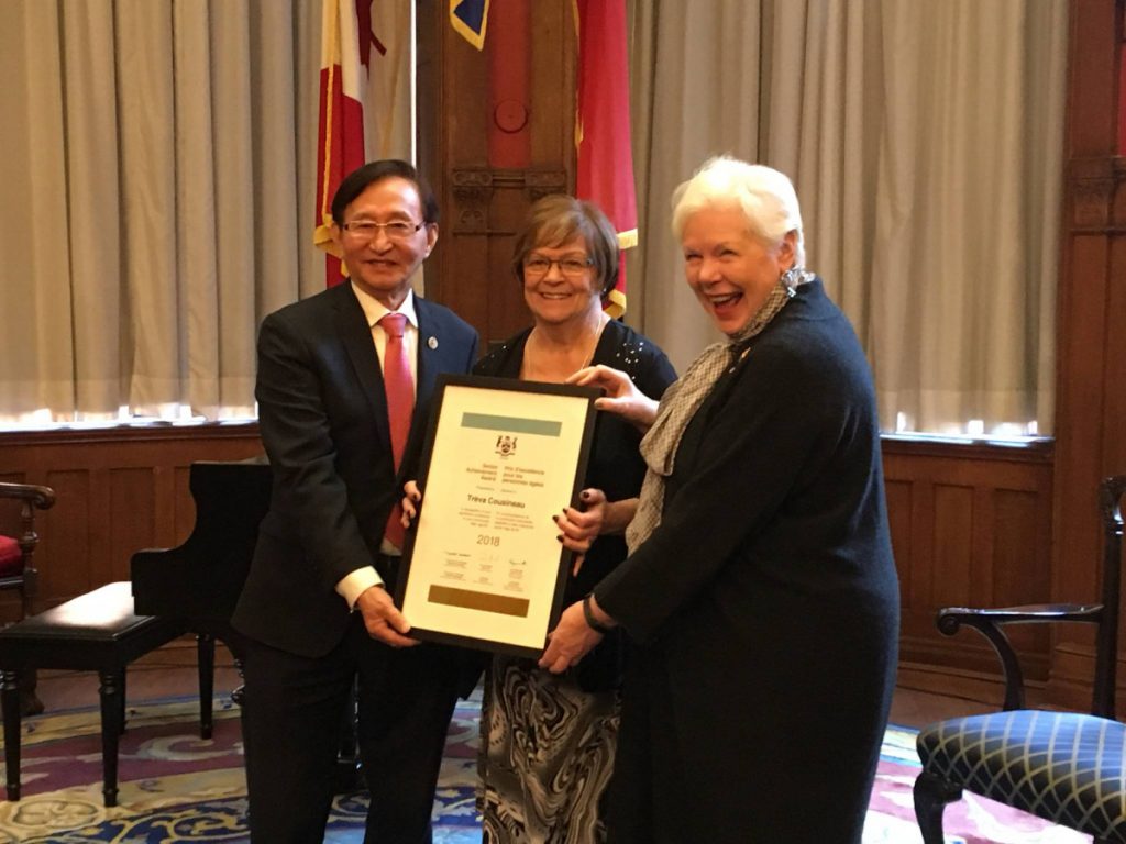 Trèva Cousineau récipiendaire du Prix d’excellence de l’Ontario pour les personnes âgées